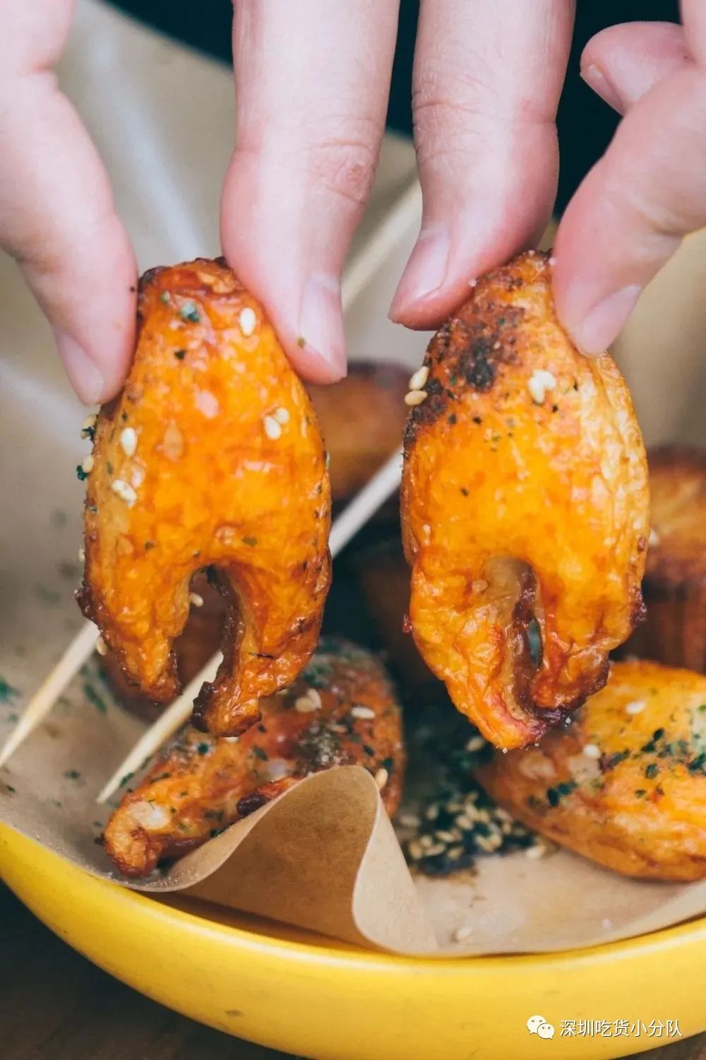 开门就排队的茶饮店,开门就排队的烧烤大鹏