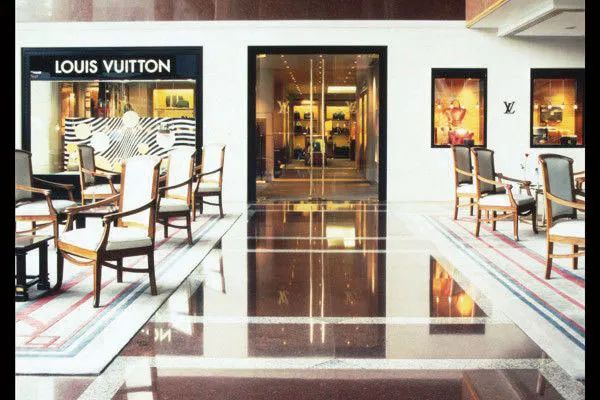 周末不知道去哪购物,明天我们去购物英语