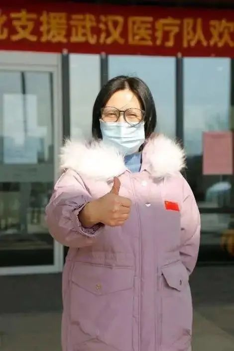 隔空催女儿写作业的援鄂护士患癌,催孩子写作业的援鄂护士患癌