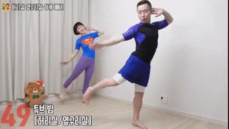 另类搞笑瘦身法,奇葩的瘦身动作