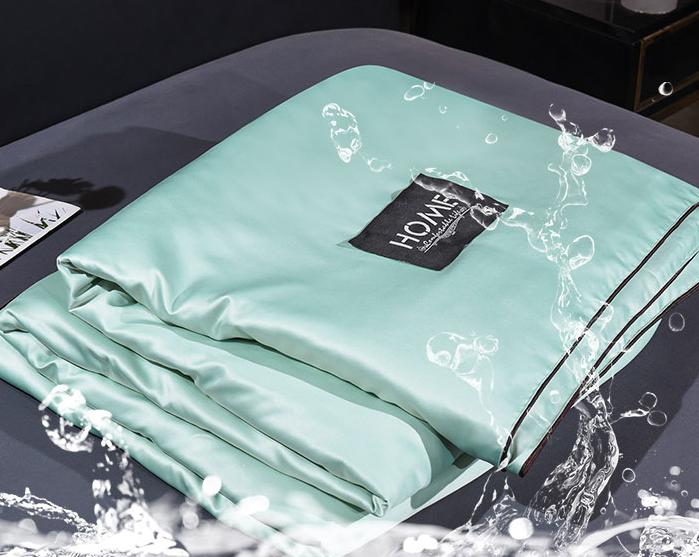 这床夏凉被，一盖就凉，不开空调也很爽