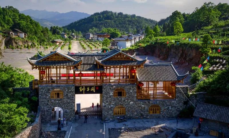 带上心爱的ta来一次浪漫之旅,快带上你的ta来一场浪漫旅行