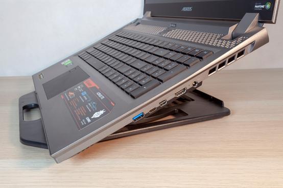 技嘉17.3寸aorus17g缺点,技嘉aorus17g-xc笔记本怎么样