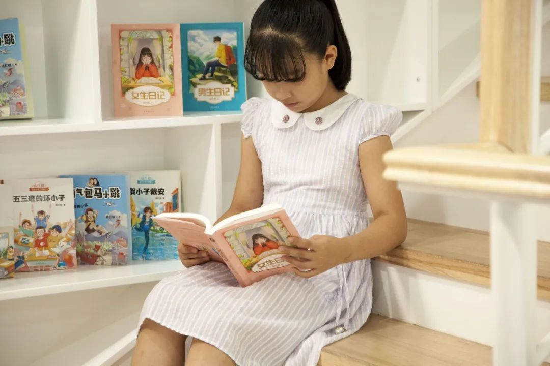 赠书|图书总销量2亿册，她比爸妈更懂青春期的孩子