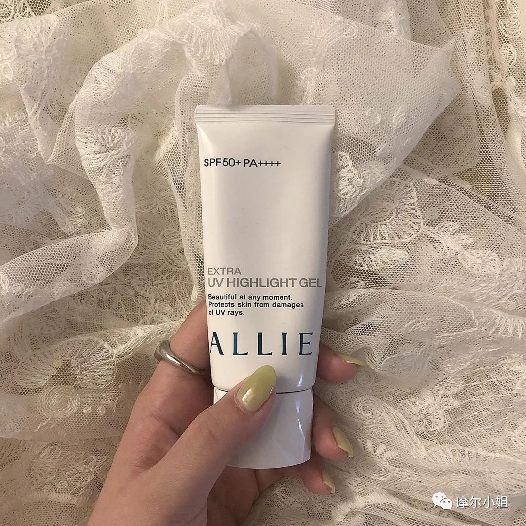 澶忓浼戦棽琛ｆ湇,澶忔棩8浠跺