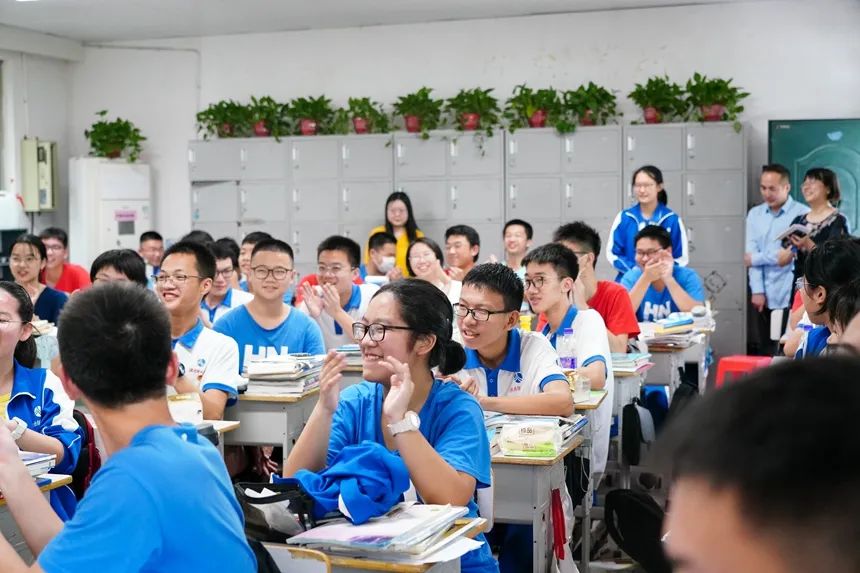 如何让小孩子认识性教育,性教育不会让孩子更好奇吗