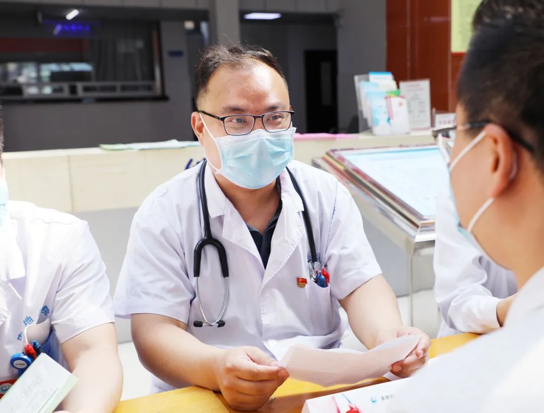 地区医院“摆摊首秀”来一波