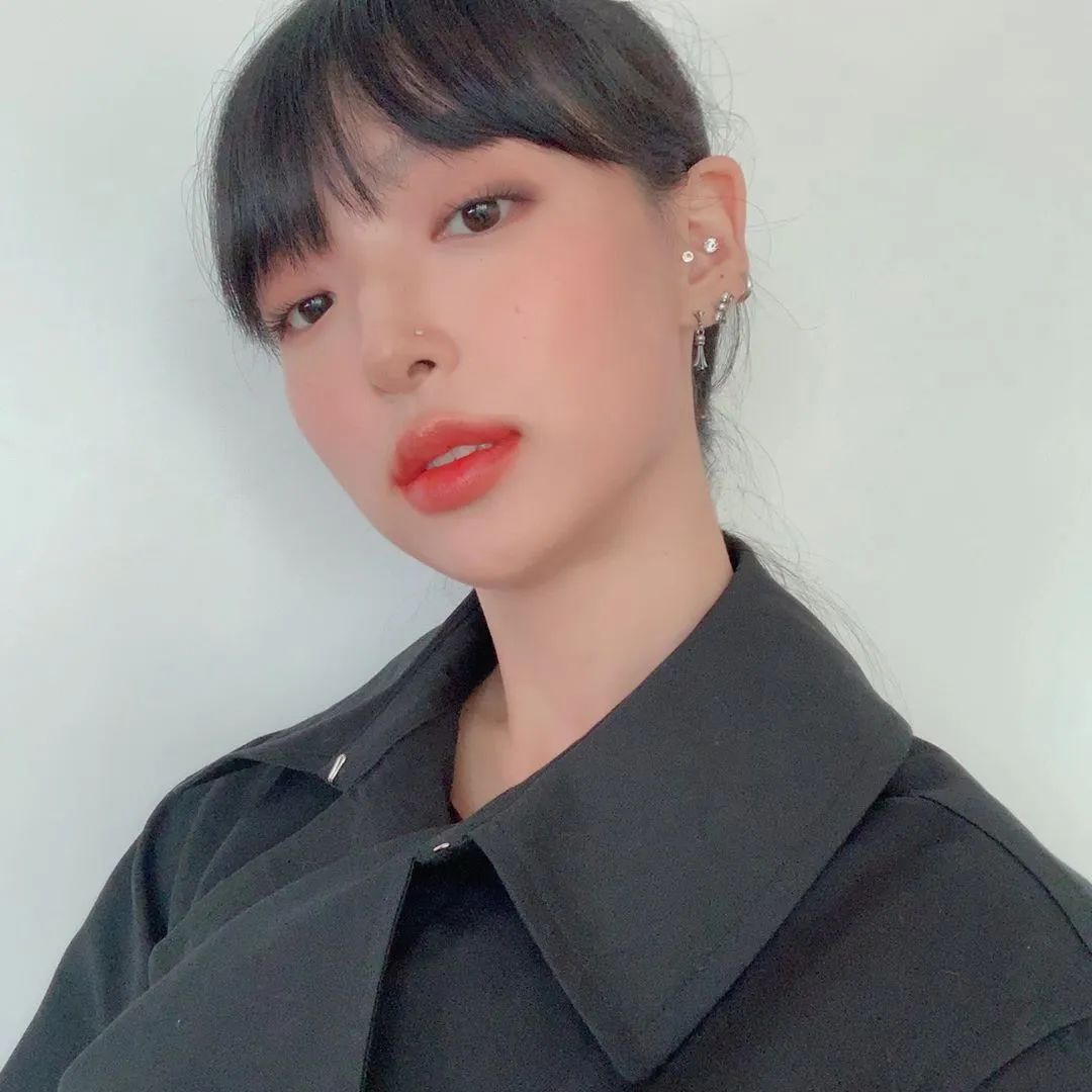 变双眼皮半个月后回到单眼皮,双眼皮怎么临时变成单眼皮