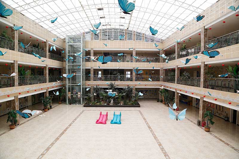 托起明天的希望,开启明天的快乐