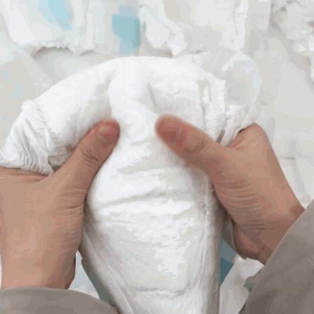 老人热天用什么尿不湿,天热了晚上穿尿不湿有什么好办法