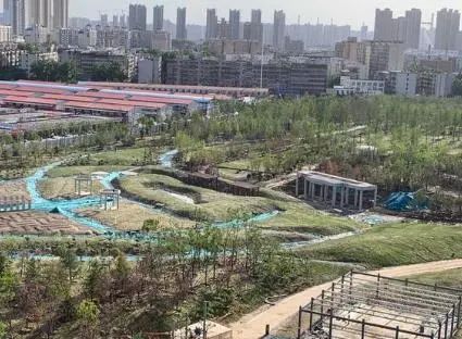 深夜通报！新增1例，为酒店帮厨人员，14天内无外出史；拿规划中的地铁打广告，郑州一开发商被罚50万一审开庭丨大河早新闻（语音版）