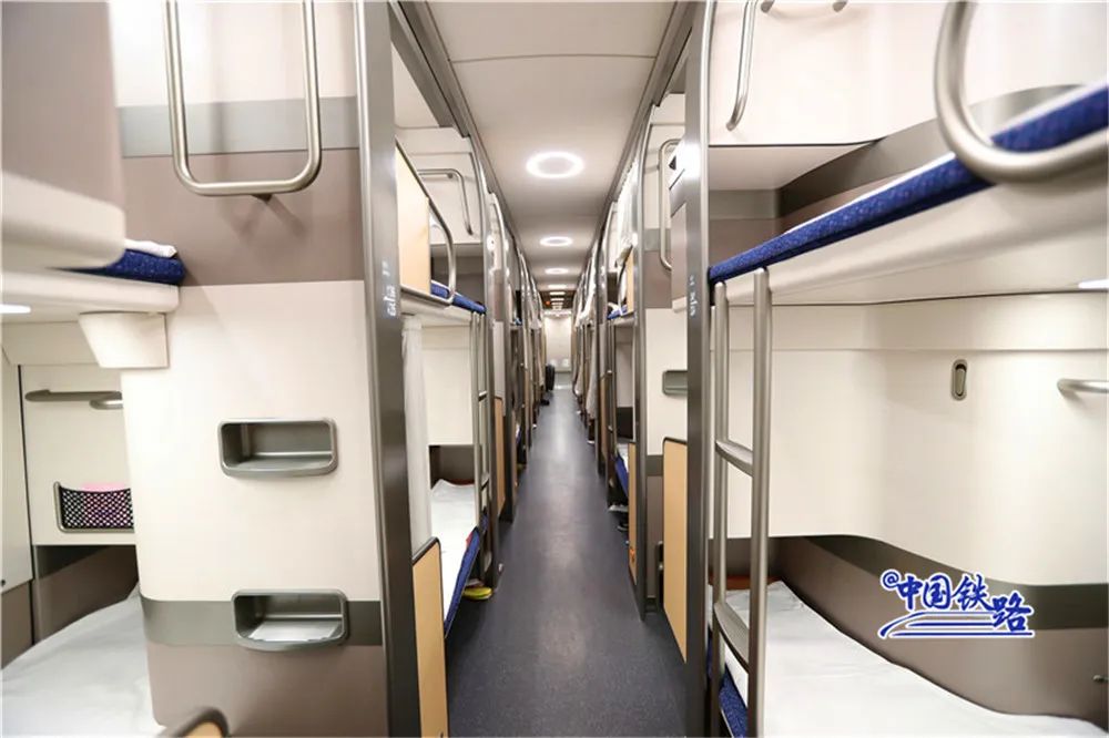 那些年我们坐过的双层列车 (那些年我们坐过的双层火车)