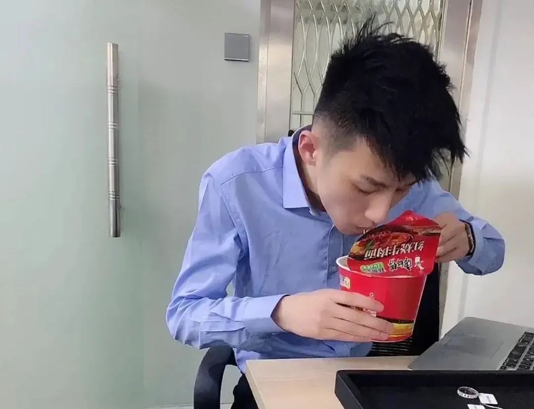 町町单车创始人丁伟纪录片,町町单车创始人