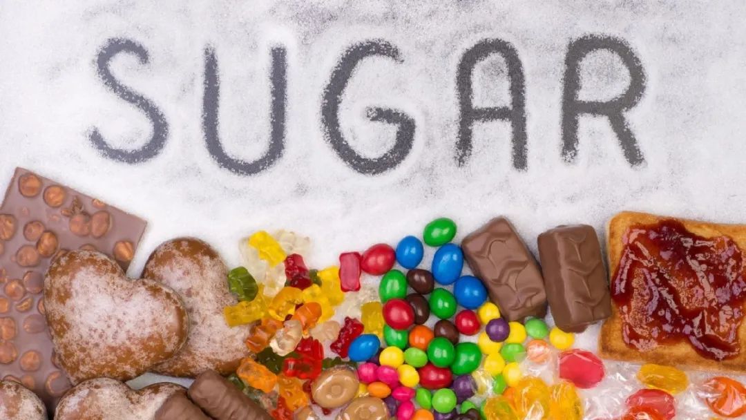 后背长痘快速消除小窍门,后背长痘一招搞定