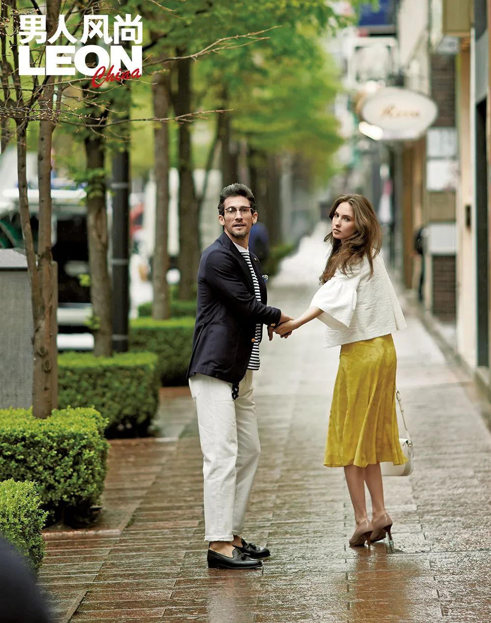 白色牛仔自显贵气，入手不需要理由