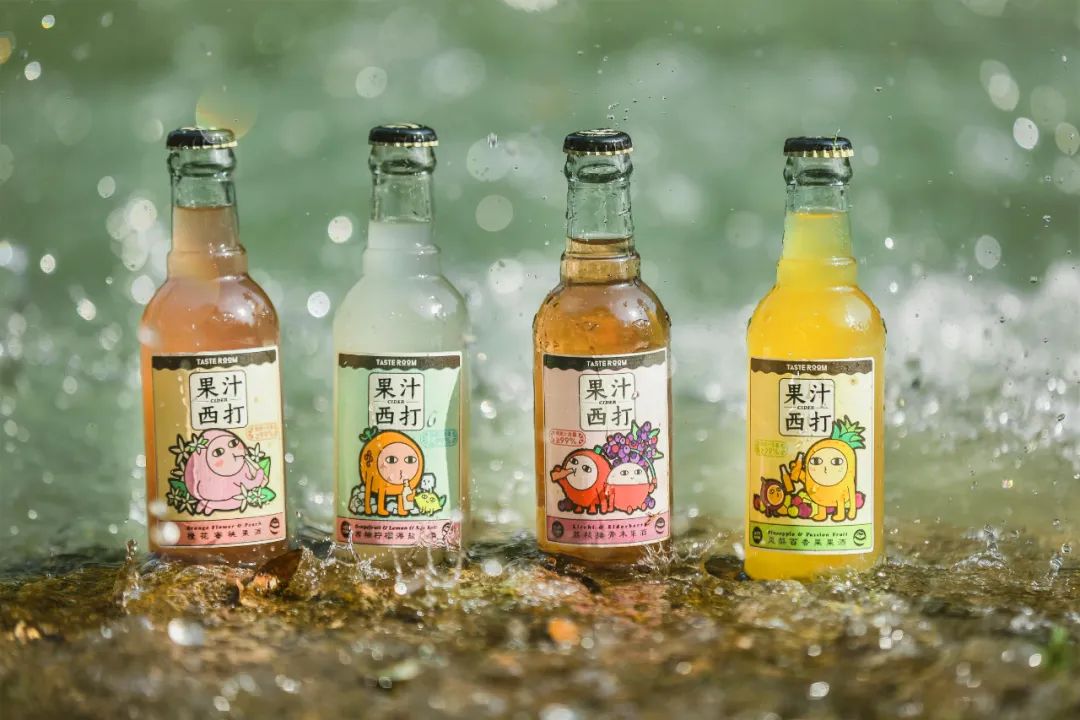 比可乐上头，比奶茶过瘾，成年人的快乐水