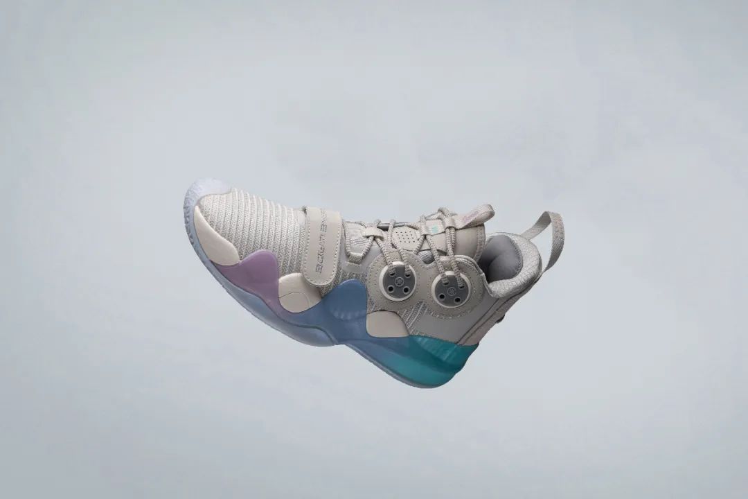 潮鞋速递｜新SupremexVans释出，这Vans我又可以了？