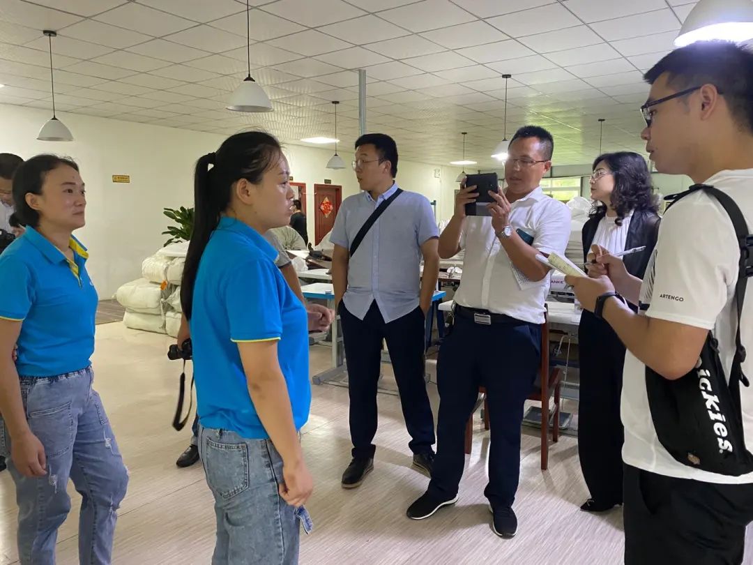 仪陇媒体记者,新闻记者体验农村生活