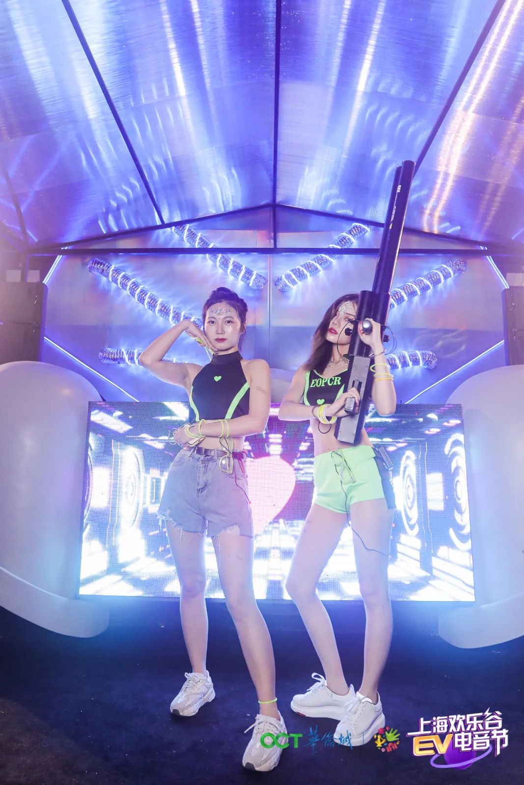 蹦迪劲爆电音现场,蹦迪劲爆最嗨版电音100首