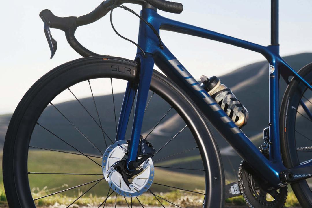 giantslr轮组是碳纤维的吗,新款giantslr1轮组测评