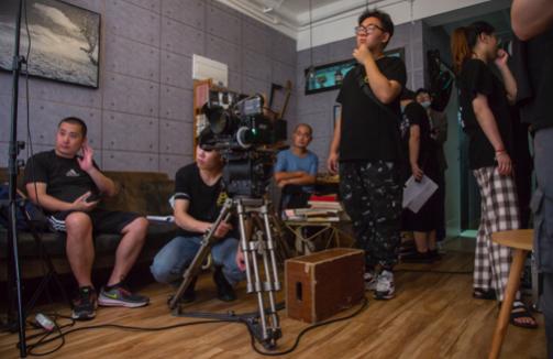 作家跨界拍电影，《依依》正在南京西善桥取景拍摄中