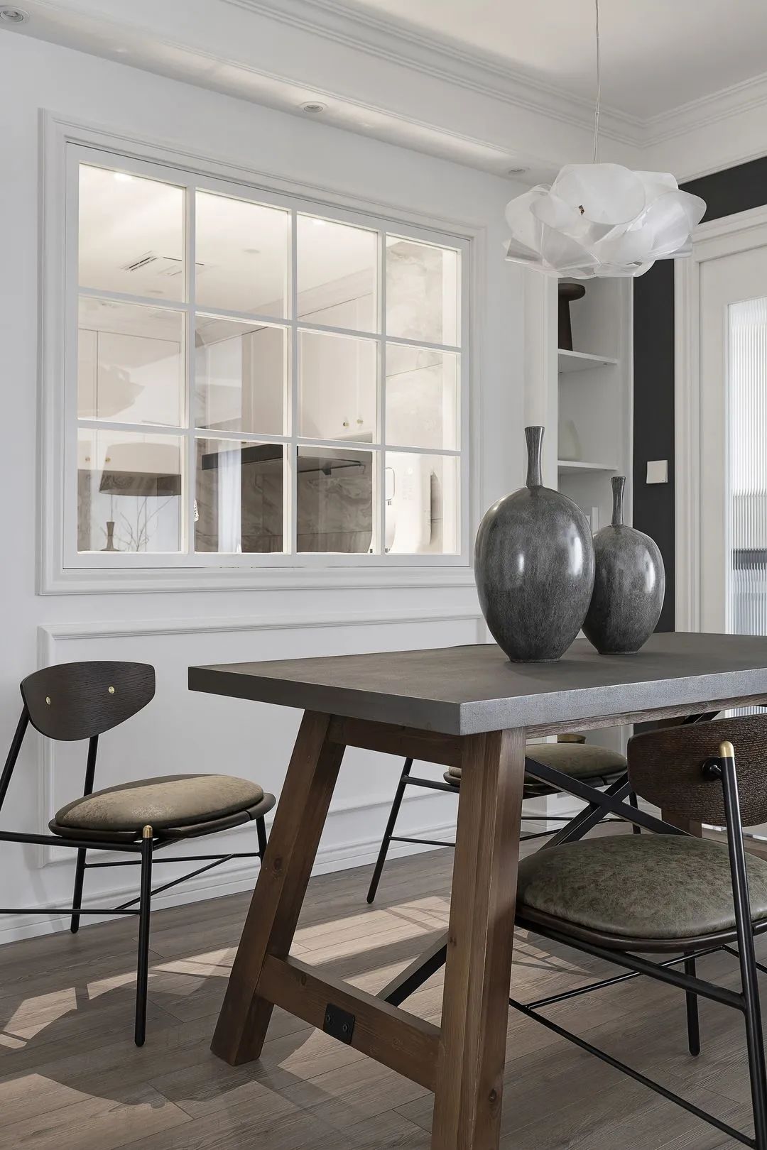 90后现代轻奢风的家,90后现代风格的家