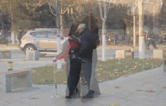 再也不用穿秋裤了！10秒让腿部恒温37度，袪湿又保暖，简直是老寒腿、关节炎的“救星”