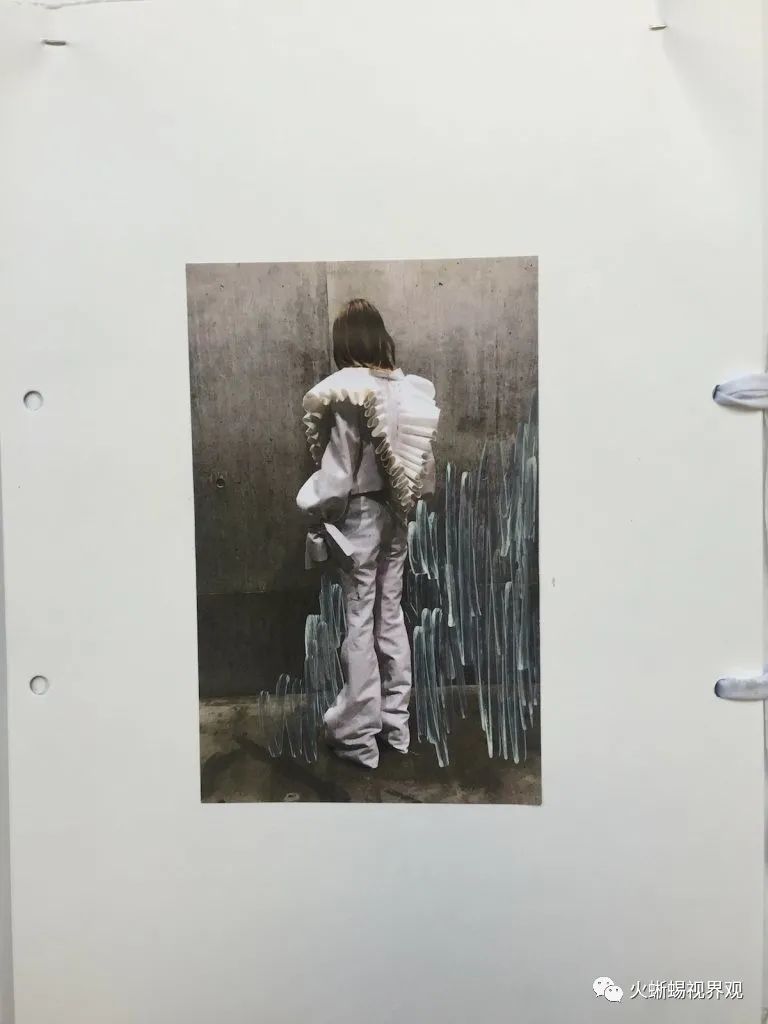 2022备受瞩目的设计作品,精致的服装设计能突出女性的色彩