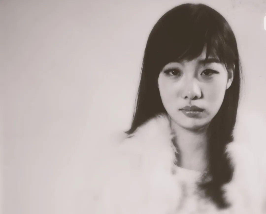 年仅35岁吞服*眠药安**自戕，一生致力于传播“负能量”的文坛巨匠，用遗作警讽世人