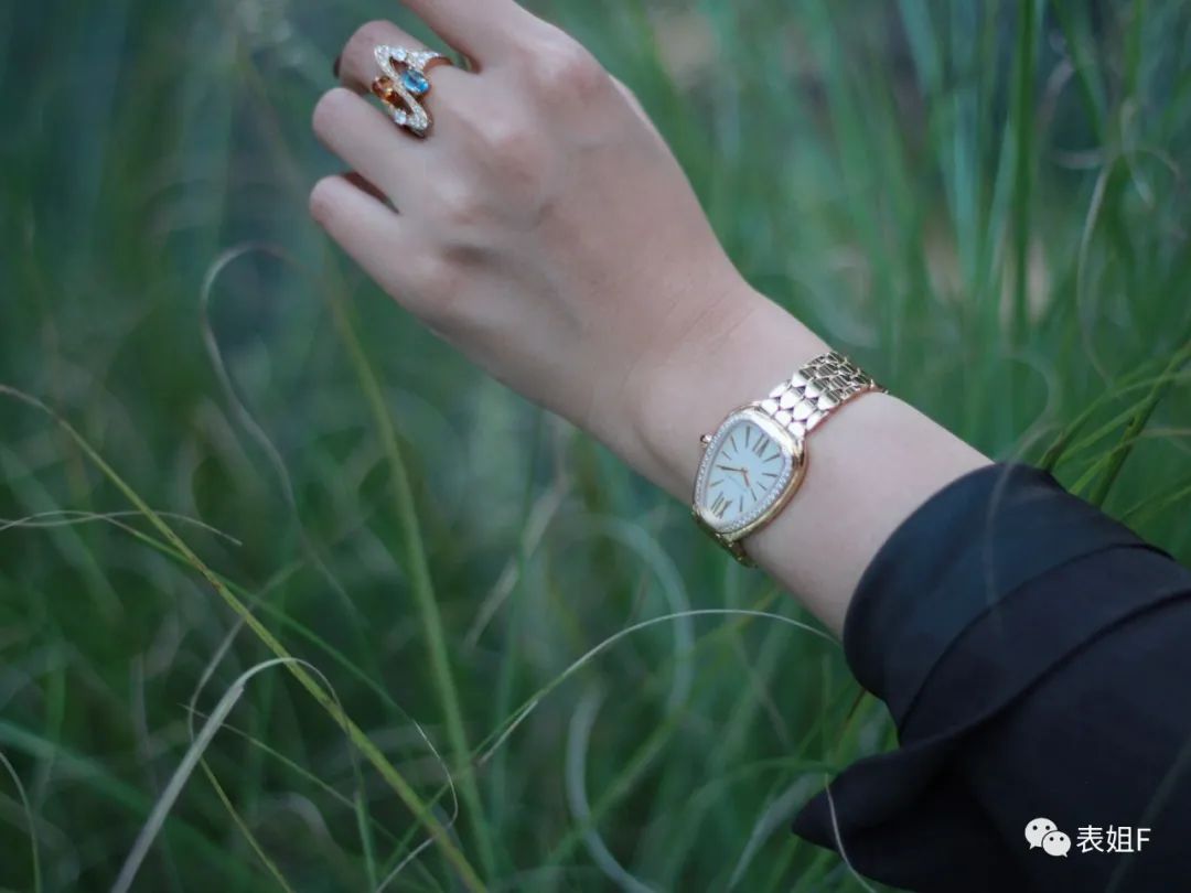 宝格丽入门级首饰盒,宝格丽白贝母小扇子首饰盒