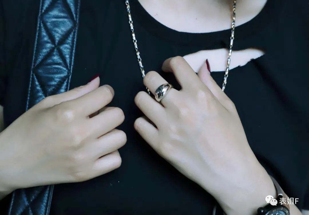 宝格丽入门级首饰盒,宝格丽白贝母小扇子首饰盒