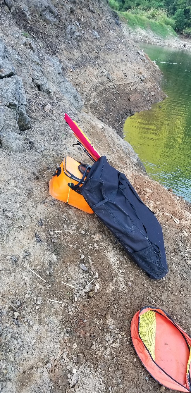 鱼没钓到还把诱饵吃了,鱼没钓到雨还下大了