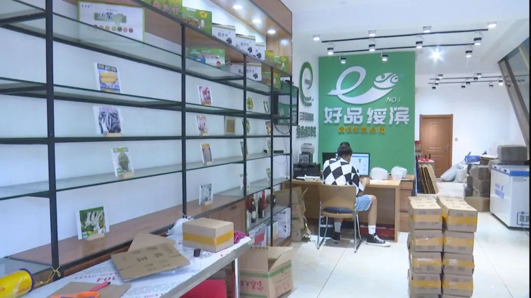 闈掑勾杩斾埂鍒涗笟甯﹀姩涔￠偦鑷村瘜,閭瑰钩甯傜爜澶撮晣闈掑勾杩斾埂鍒涗笟