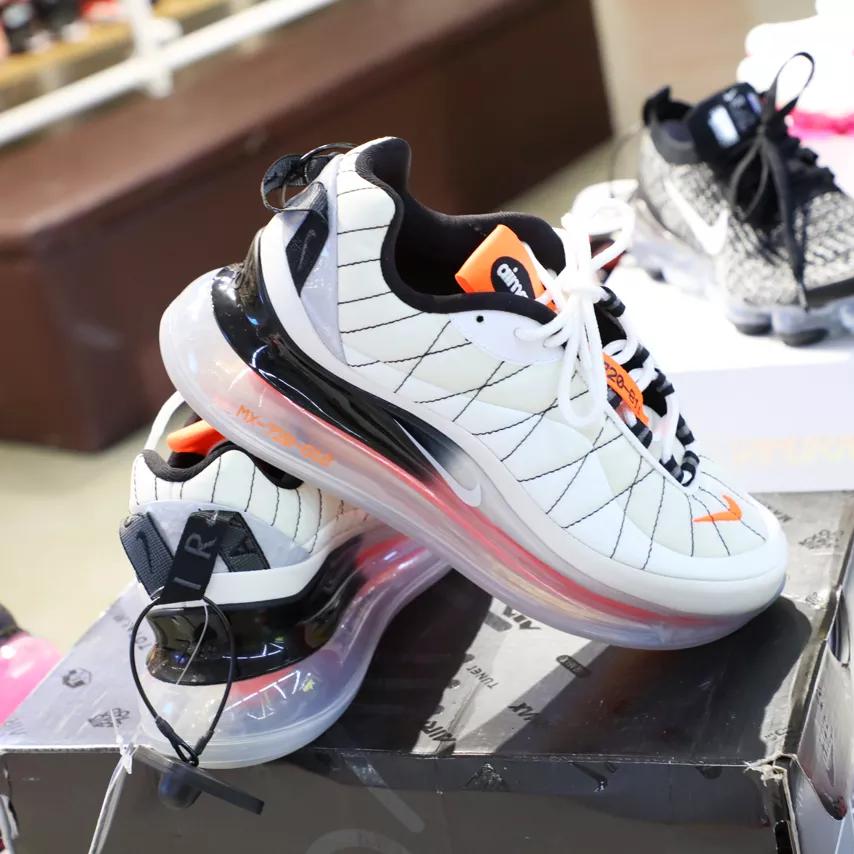 火爆魔都的荟品仓登陆松江！Nike、阿迪…全场一折起！2000个拉杆箱1元领