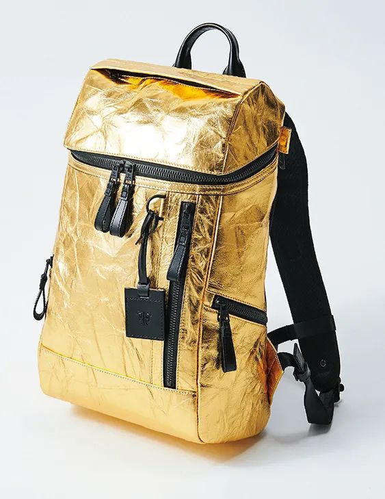 不只是实用，双肩包更要“玩出彩”