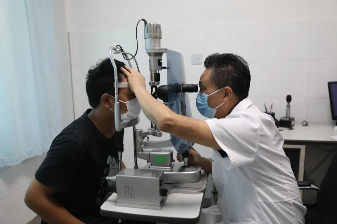 近视患者福音！全飞秒激光手术设备入驻衢江……