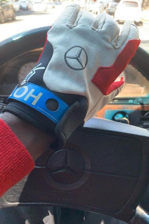 得物权志龙手表,得物权志龙联名鞋是真的吗