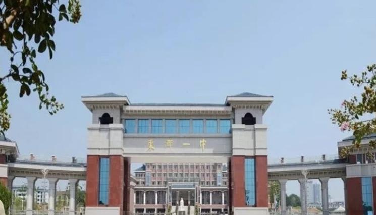 新时代学生心中的好老师,新时代学生心中的好老师事迹