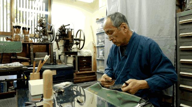 老花镜中的“爱马仕”，日本著名大师的“遗世”之作，千元大牌品质，限时99元疯抢