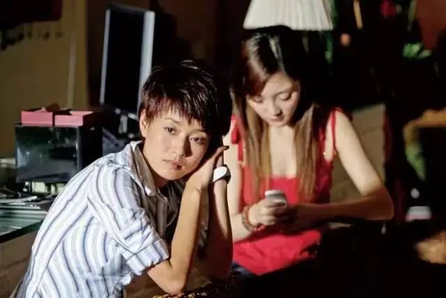 44岁马伊琍不再低调,40岁马伊琍离婚后的生活