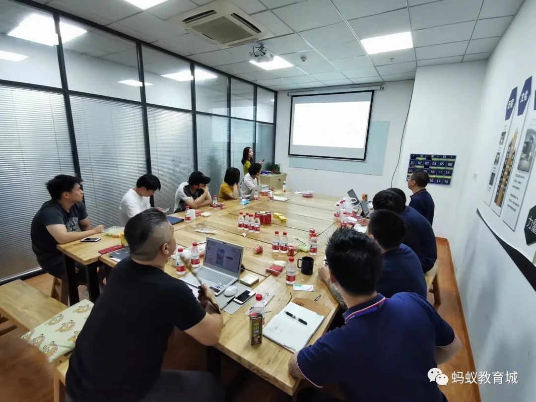 松江蚂蚁教育城二期开始招商，做教育的老板可以了解一下