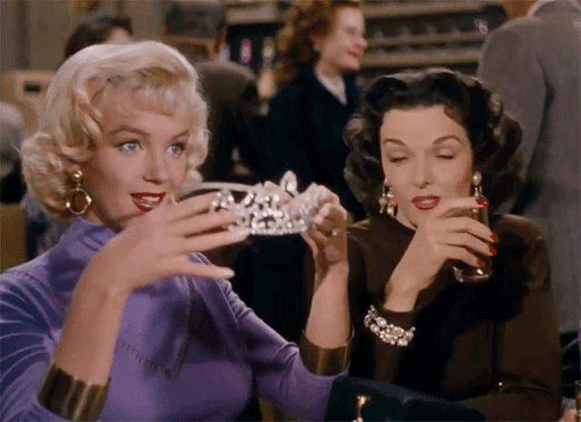 施华洛世奇停产项链,施华洛世奇否认关店