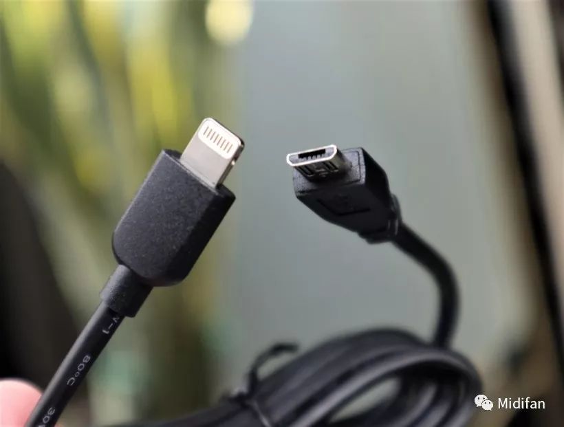 大道至简：ShureMV5电容式数字麦克风试用体验