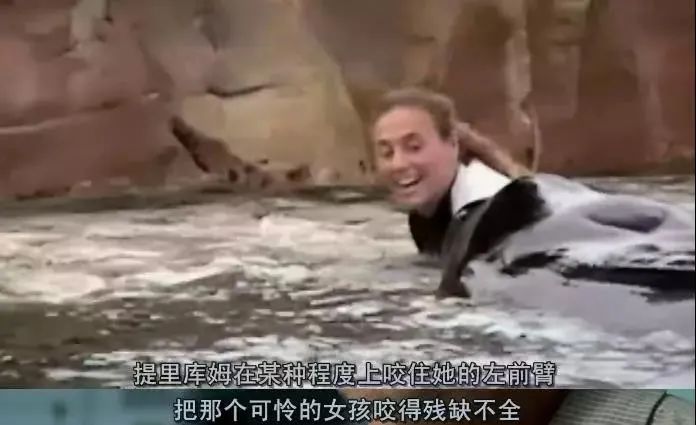 被铁链绑住，注射避孕药，连续伺候几百人后，她挣扎着死去……