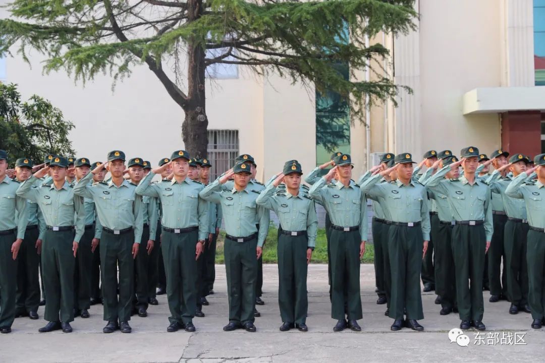 歌唱祖国升旗军乐团,歌唱祖国升旗2008