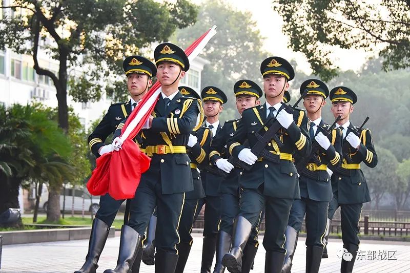 歌唱祖国升旗军乐团,歌唱祖国升旗2008