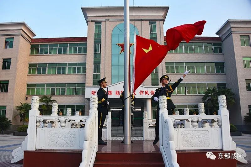 歌唱祖国升旗军乐团,歌唱祖国升旗2008