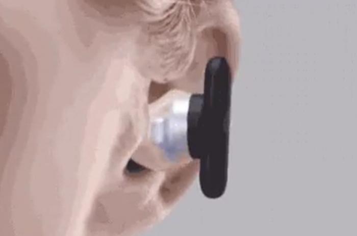 新款UEFits真无线耳塞可以根据耳型进行塑形完美贴合用户耳朵