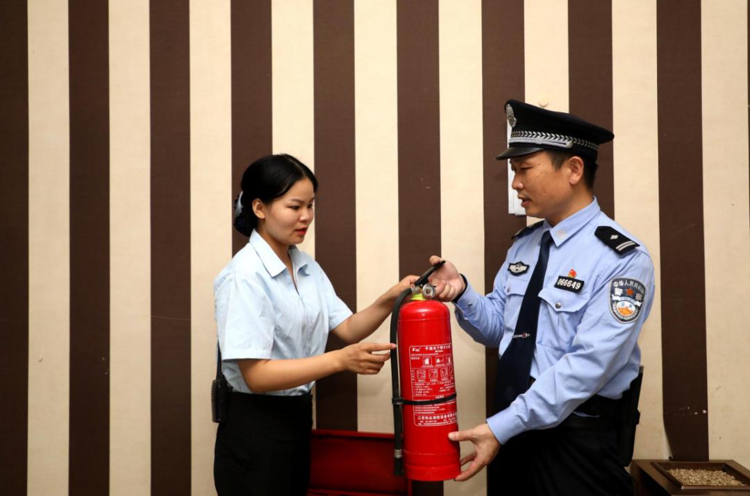 人物|“老方”的第19个国庆节