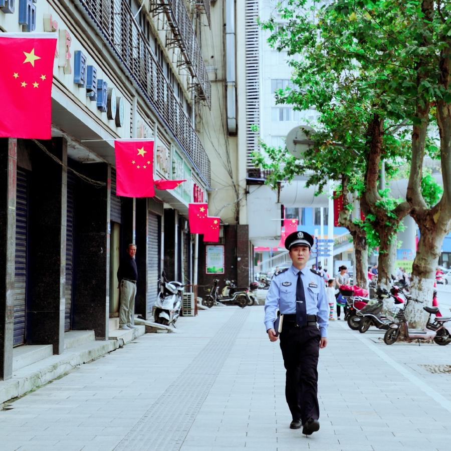 人物|“老方”的第19个国庆节